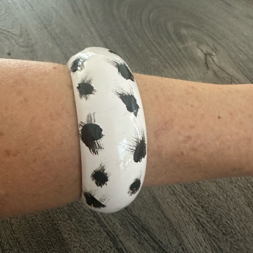 Black and White Polka Dot Bangle - Picture 4 of 5